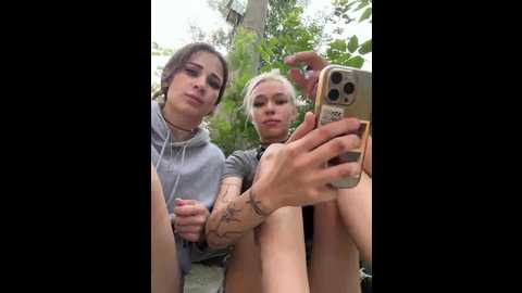 Media: serotoninnn1 Bongacams 2025-07-19 07:23:00