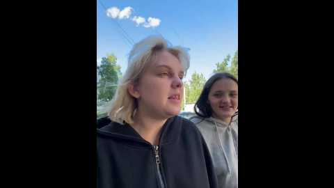 love2lovekiss @ bongacams on 20250724