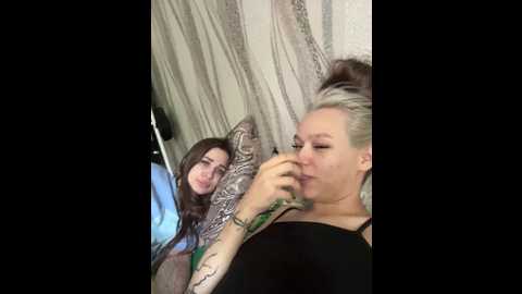 serotoninnn1 @ bongacams on 20250729