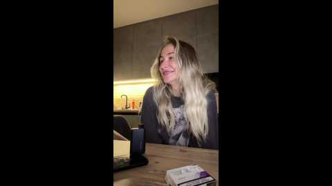 Media: queenking Bongacams 2025-08-01 20:24:00
