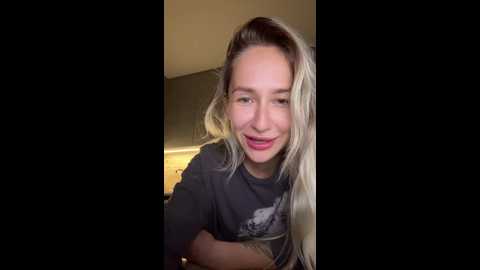 Media: queenking Bongacams 2025-08-01 20:44:00