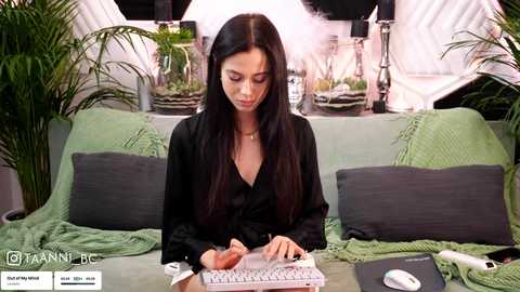 Media: taanni Bongacams 2025-08-01 06:24:00