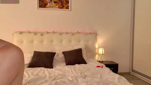 Media: franksalise Bongacams 2025-08-02 02:37:00