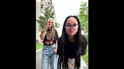 serotoninnn1 @ bongacams on 20250815
