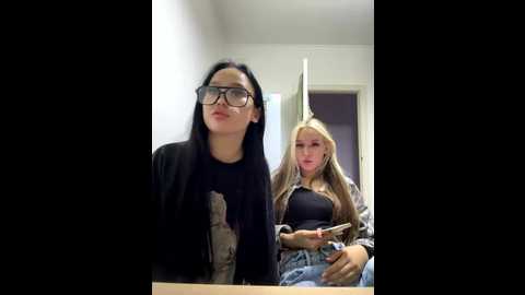 serotoninnn1 @ bongacams on 20250816