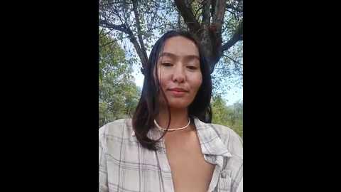 luu_lii77 @ bongacams on 20250819