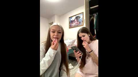 serotoninnn1 @ bongacams on 20250819