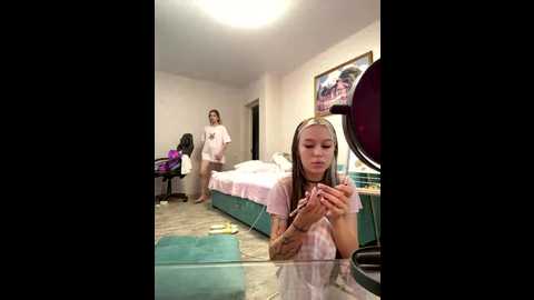 Media: serotoninnn1 Bongacams 2025-08-20 09:03:00