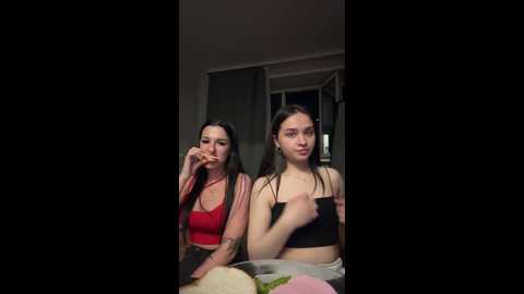 Media: nikaxxxlika Bongacams 2025-08-21 20:48:00