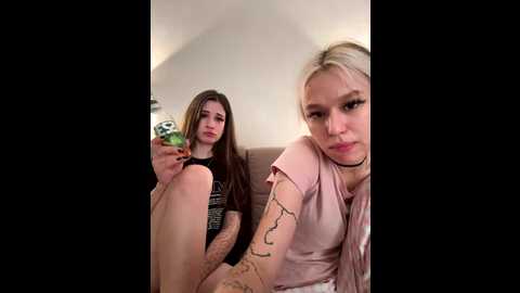 Media: serotoninnn1 Bongacams 2025-08-22 01:00:00