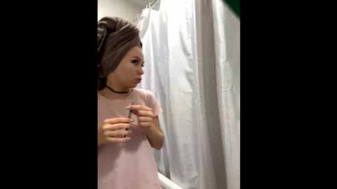 Media: serotoninnn1 Bongacams 2025-08-22 02:12:00