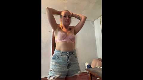 tothemoonandback @ bongacams on 20250822
