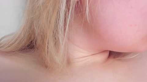 Media: teeencute Bongacams 2025-08-24 03:44:00