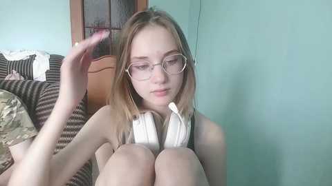 Media: emolina Bongacams 2025-08-25 09:33:00
