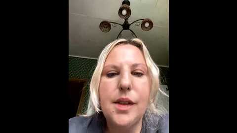 Media: roksi_8 Bongacams 2025-08-25 09:30:00