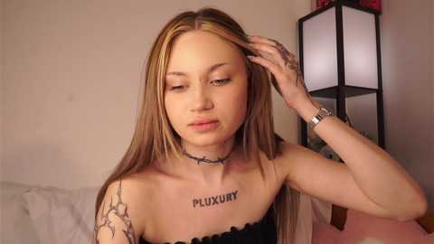 pluxury_