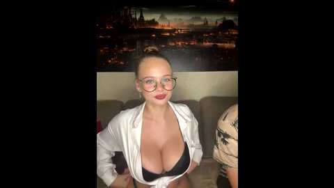 Media: loveandsex24 Bongacams 2025-09-01 18:24:00