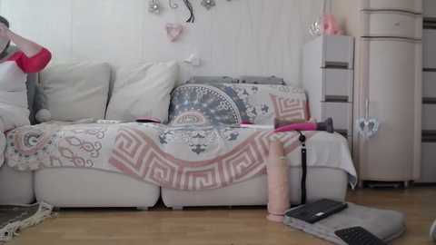 Media: kamila5555555 Bongacams 2025-09-09 09:07:00