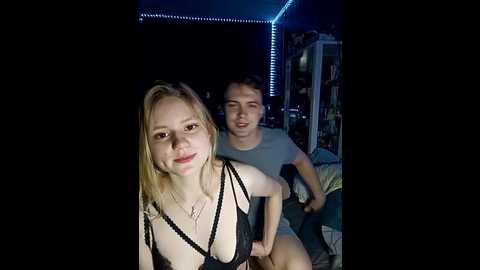 lois_alex