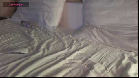 Media: sara_ Bongacams 2025-09-30 21:42:00