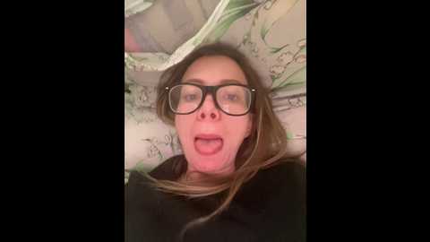 Media: hmura24 Bongacams 2025-10-02 10:21:00