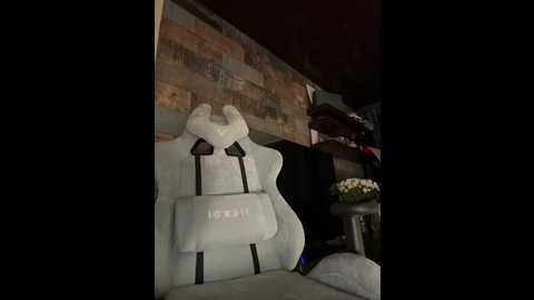 Media: sara_ Bongacams 2025-10-04 20:15:00