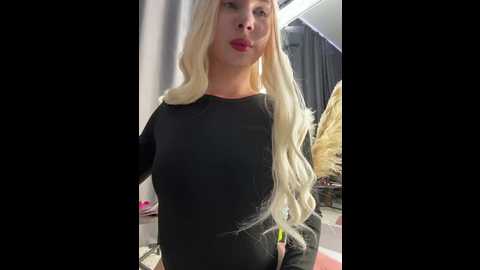 Media: loladoll Bongacams 2025-10-10 12:00:00