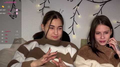 Media: 2love_love2 Bongacams 2025-10-16 19:15:00