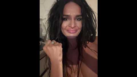 Media: koshka11 Bongacams 2025-10-16 20:57:00