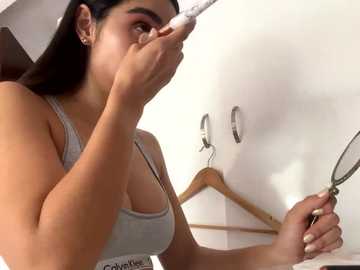 Media: sallyeleins Bongacams 2025-10-16 18:57:00