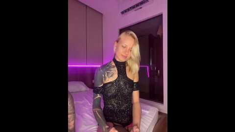 Media: twins666 Bongacams 2025-10-17 01:21:00