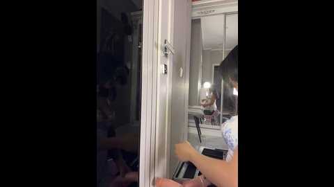 Media: adel9 Bongacams 2025-10-18 22:01:00