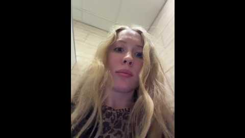 Media: likachkaa Bongacams 2025-10-18 16:32:00