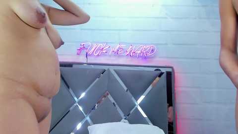Media: unholycouple Bongacams 2025-10-21 02:46:00
