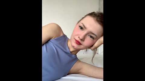 Media: nezukoo Bongacams 2025-10-22 09:15:00