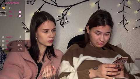 Media: 2love_love2 Bongacams 2025-10-23 03:36:00