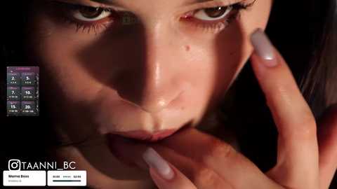 Media: taanni Bongacams 2025-10-24 00:00:00