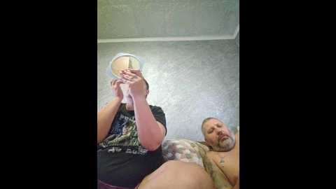 Media: kissmabont Bongacams 2025-10-26 06:04:00