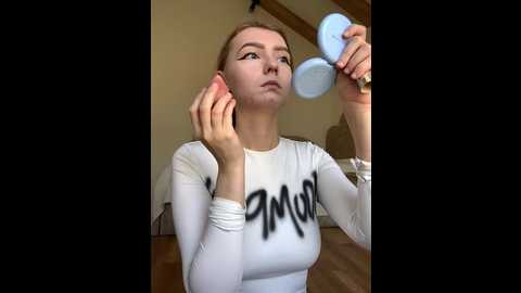 Media: nezukoo Bongacams 2025-10-27 10:24:00