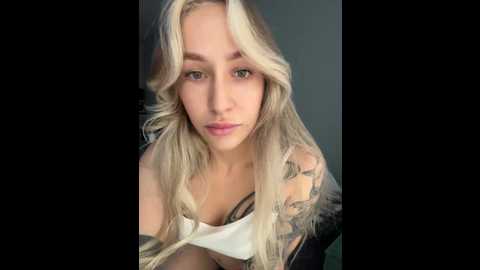 Media: queenking Bongacams 2025-10-27 06:51:00