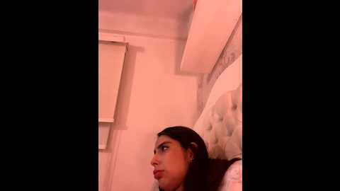 Media: sallyeleins Bongacams 2025-10-28 01:17:00