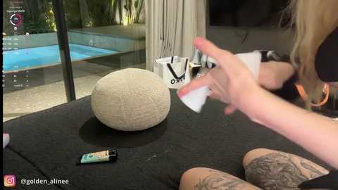 Media: goldenalinee Bongacams 2025-11-06 15:16:00