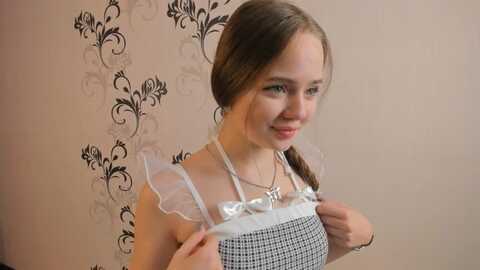 Media: mila_milka_ Chaturbate 2023-08-27 14:16:00