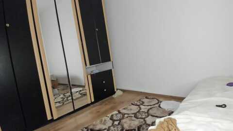 inocent_student17 @ chaturbate on 20230828