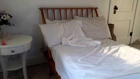Media: littlegreekflower Chaturbate 2023-08-28 00:02:00