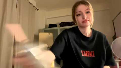 Media: str4wb3rrycat Chaturbate 2023-08-28 14:14:00