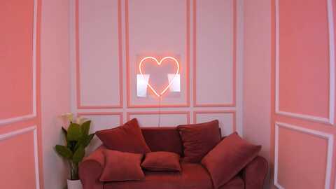 Media: alice_tucci Chaturbate 2023-08-29 00:22:00