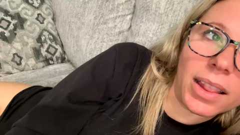 Media: texas_blonde Chaturbate 2023-09-01 15:08:00