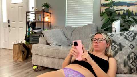 Media: texas_blonde Chaturbate 2023-09-01 18:34:00
