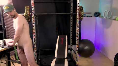 Media: brad_bounce Chaturbate 2023-09-03 20:20:00
